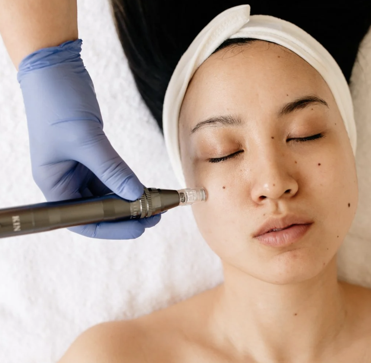 ✨ Radiance Reset Facial