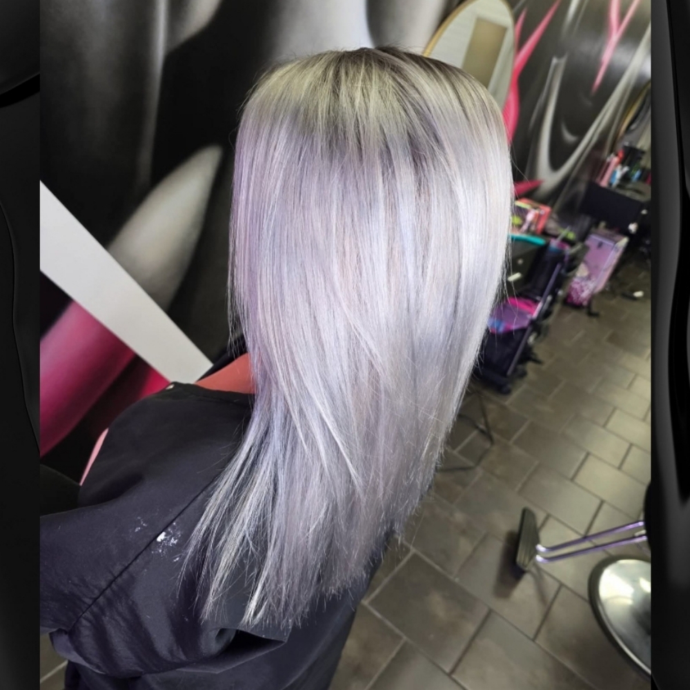 Toner/Gloss at Get Cut & Dye Hair Salon & Spa in Alexandria, LA