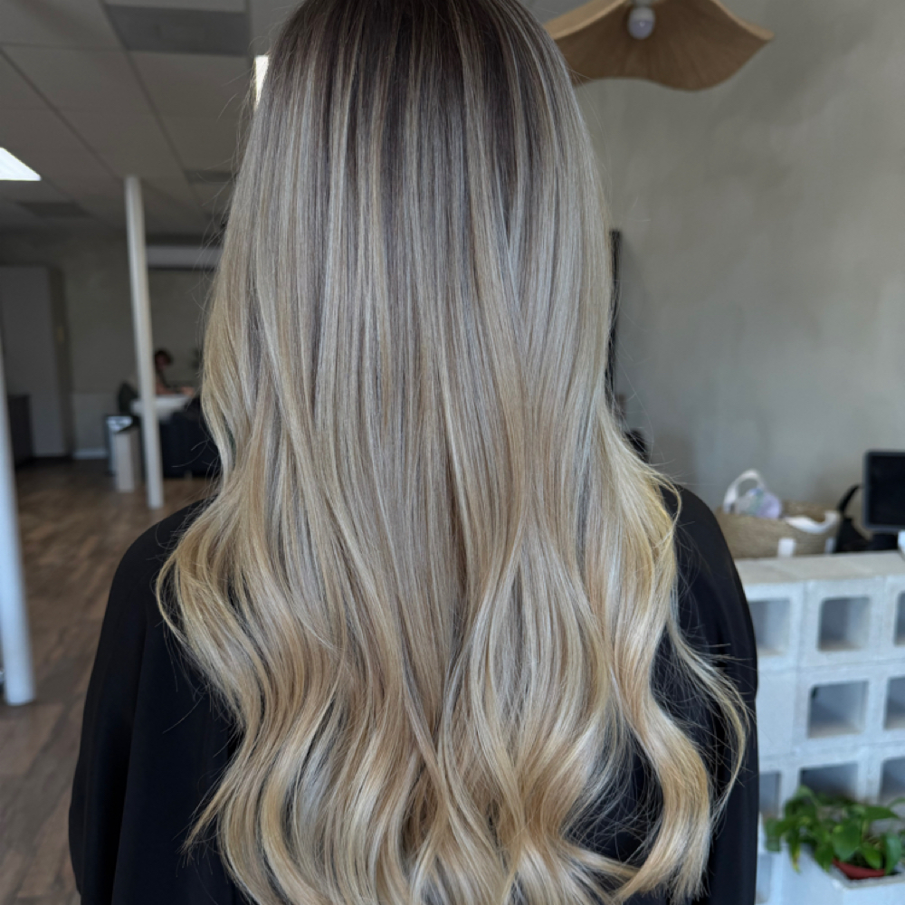 Transformative Color Experience at Lola Mae in Ocoee, FL