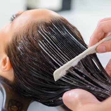 deep conditioning treatment at L&G Hair and Nails Salon in Long Beach, NY
