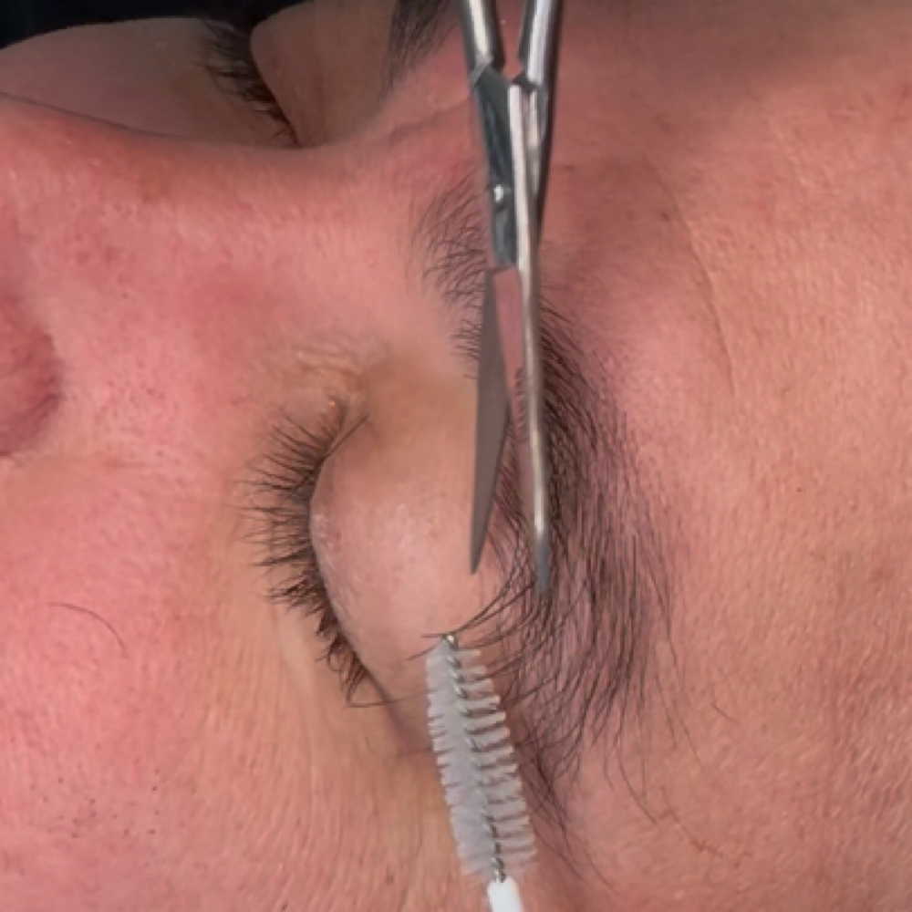 Brow Shaping at Esthetics By Ili LLC in Ellensburg, WA
