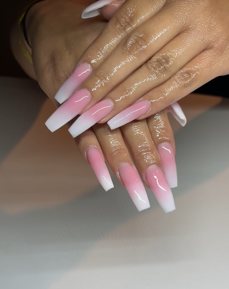 White/pink Ombre Acrylic Nails