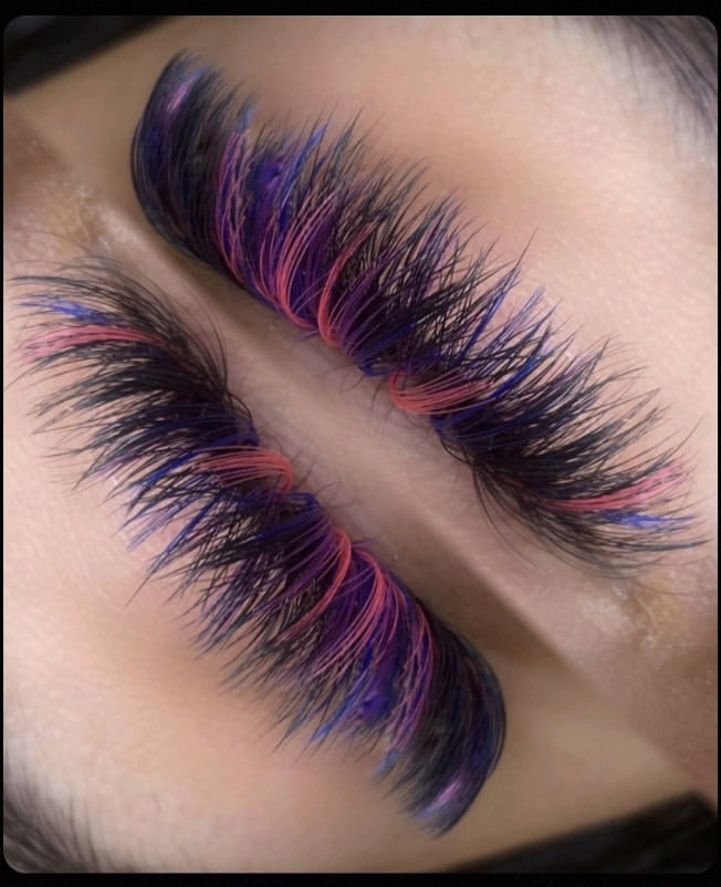 Color Lashes (Peek A Boos)