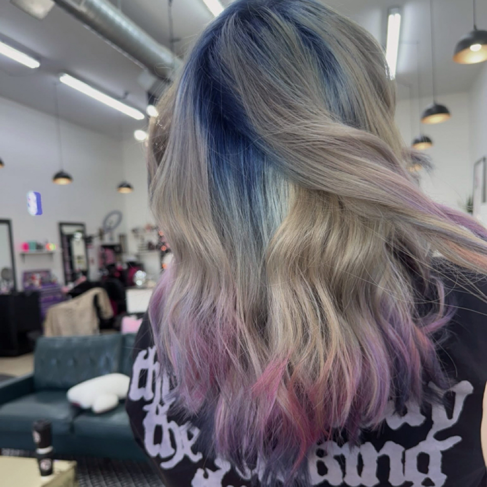 THE VIVID at StylesbySydney in Brownwood, TX