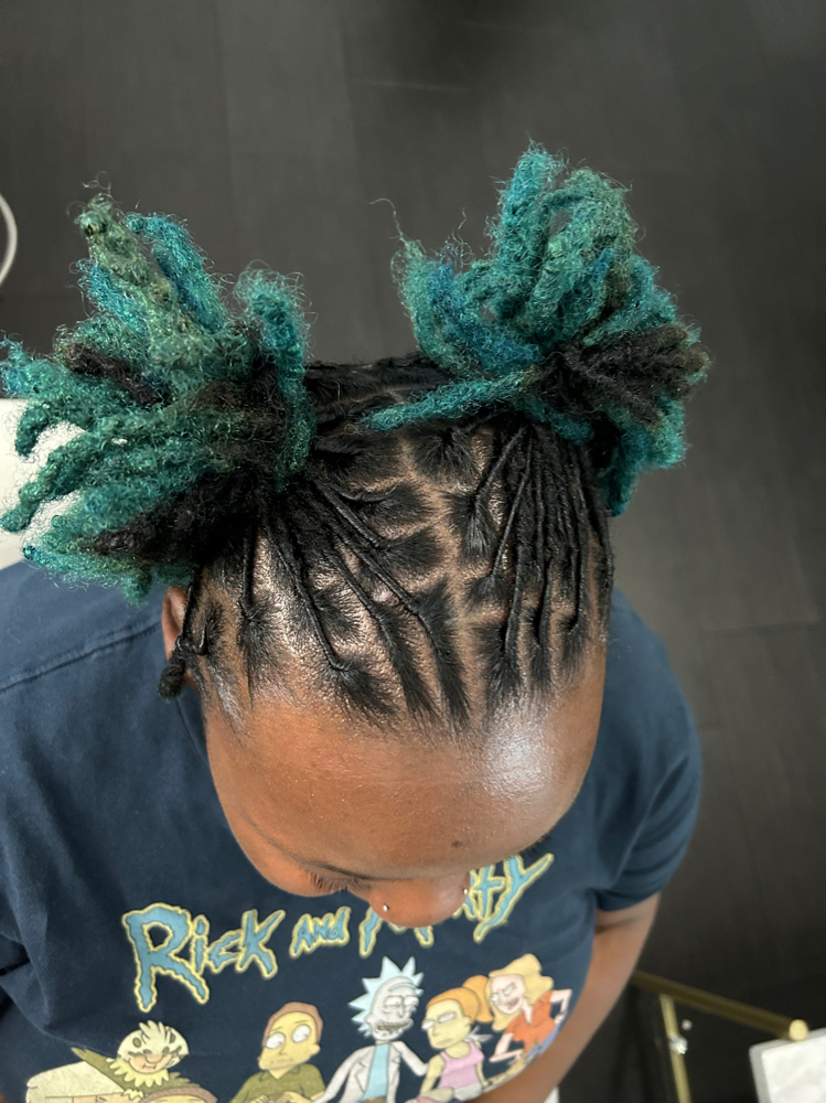 LOC Color ( Just The Ends) at 473 Locs Natural hair Studio in Evansville, IN