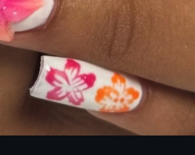 Hybiscus Flower Design at nailsby.lauren__ in columbia, MO