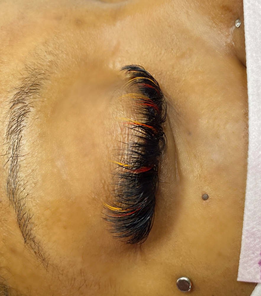 Color Lash Accent
