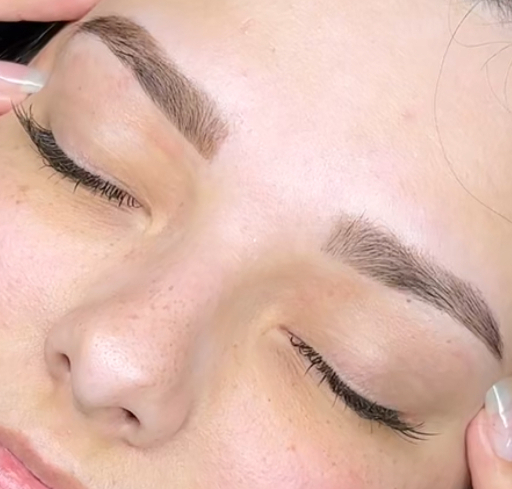 Brow Stain & Sculpt