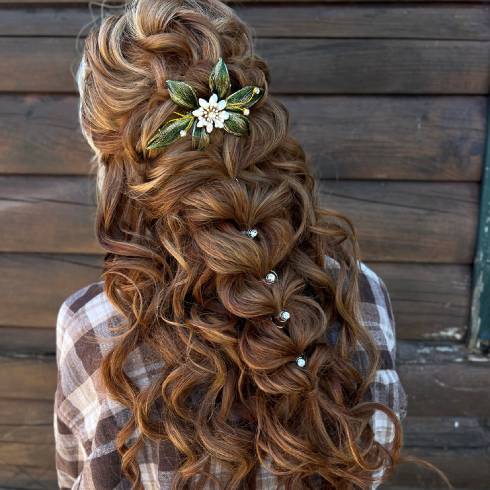 Hair Extension Consult