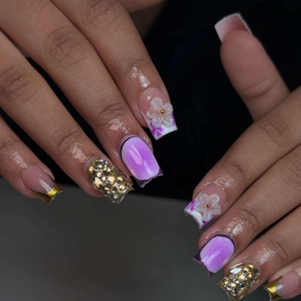 Short acrylic full set at The nail garden by Kali in Burnsville, MN
