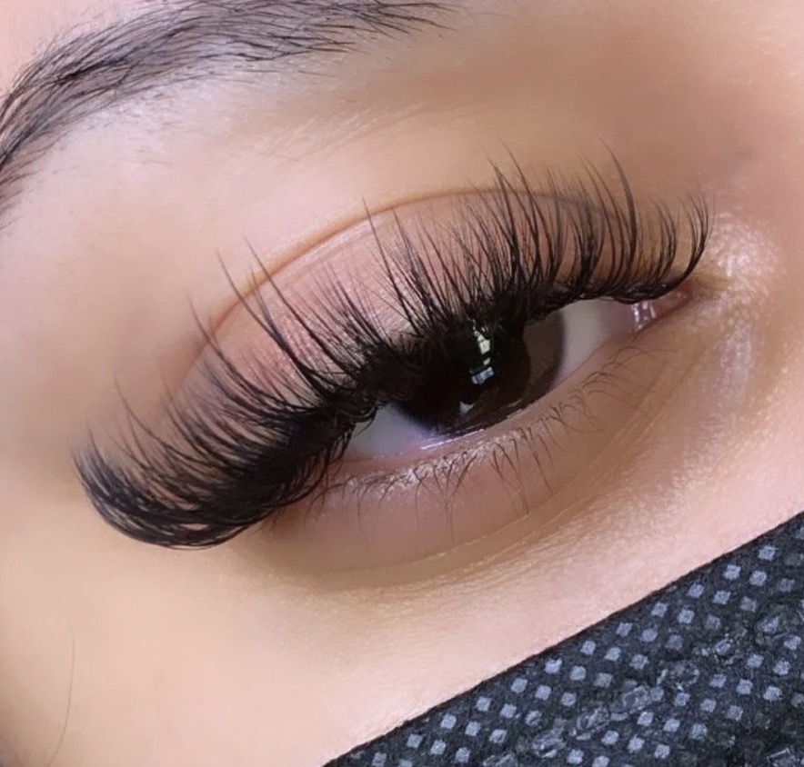 Wispy Hybrid at EM Glow Studio in Sacramento, CA