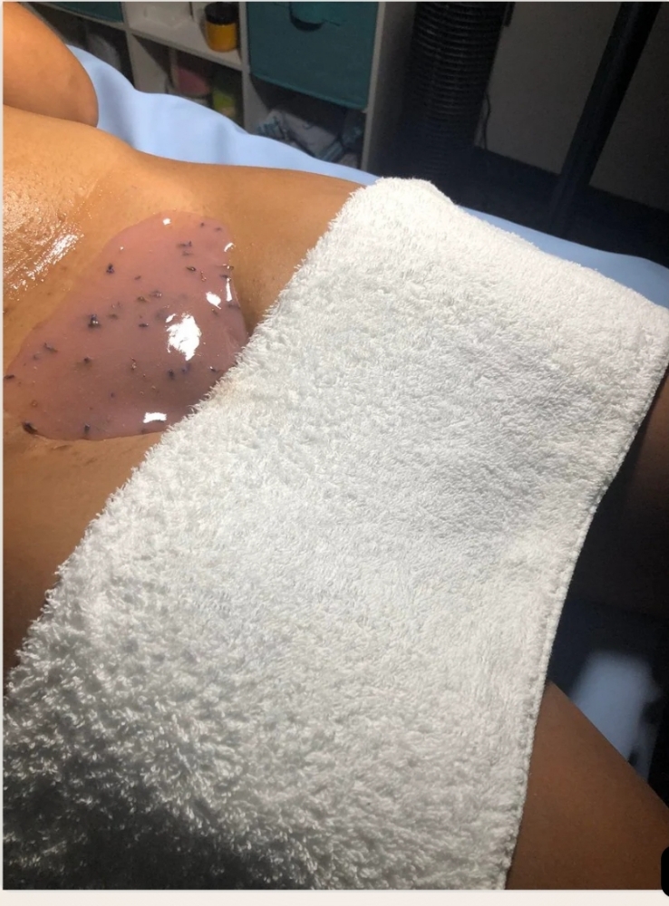 Brazillian Wax With Vajaycial
