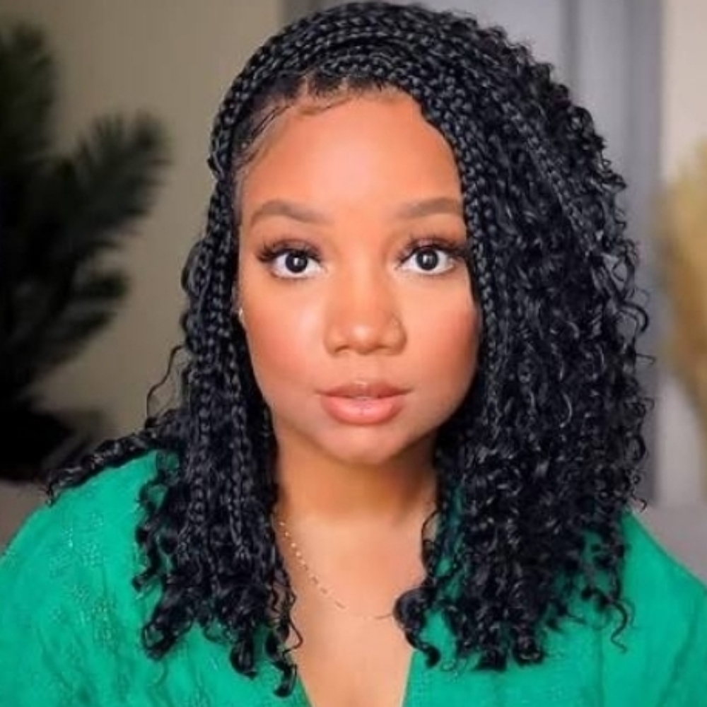 Crochet Braids at De lux beauty bar in New York, NY