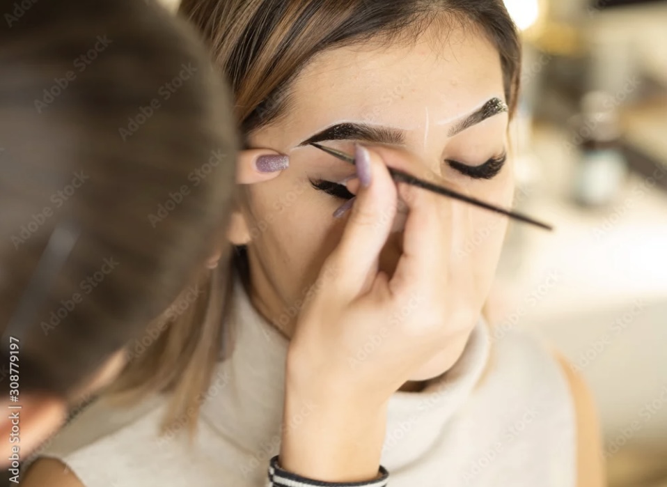 Eyebrow Color