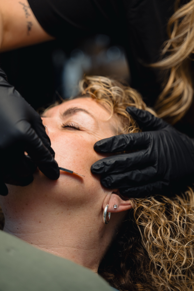 Express Dermaplane Facial