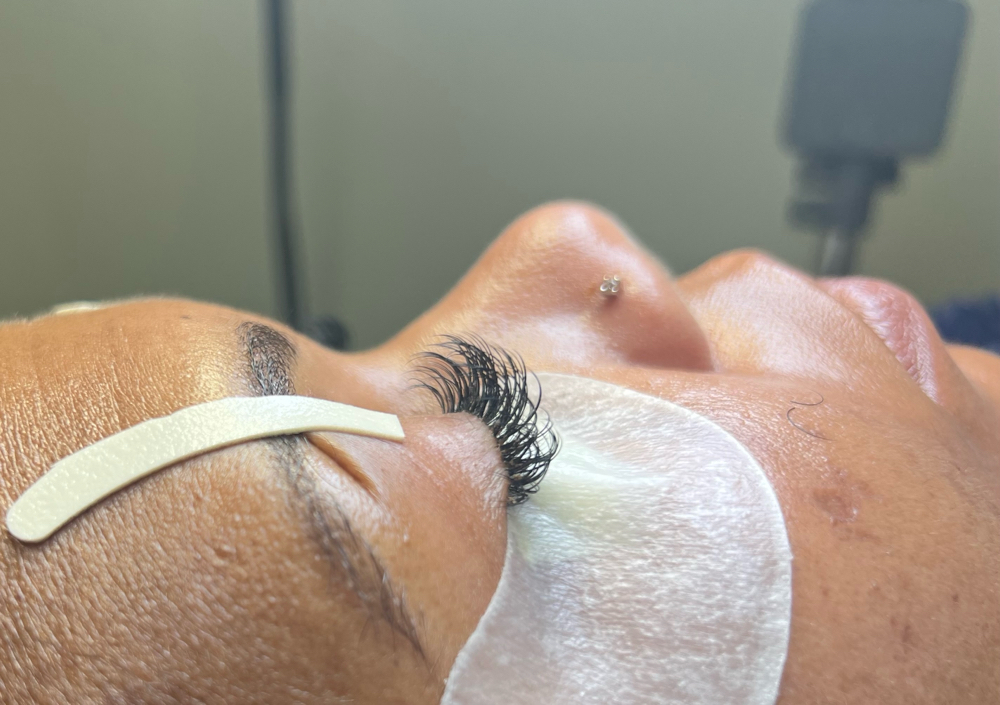 Eyelash Extensions Custom Classic