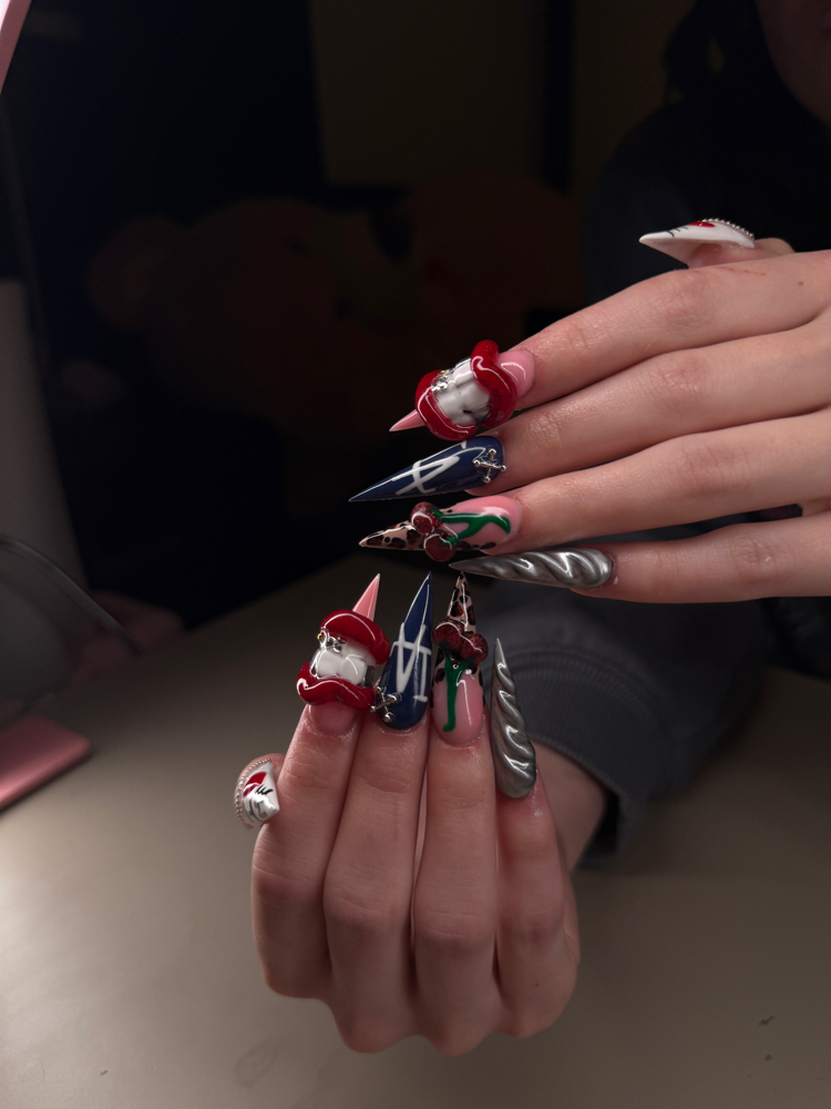 extravagant nail art