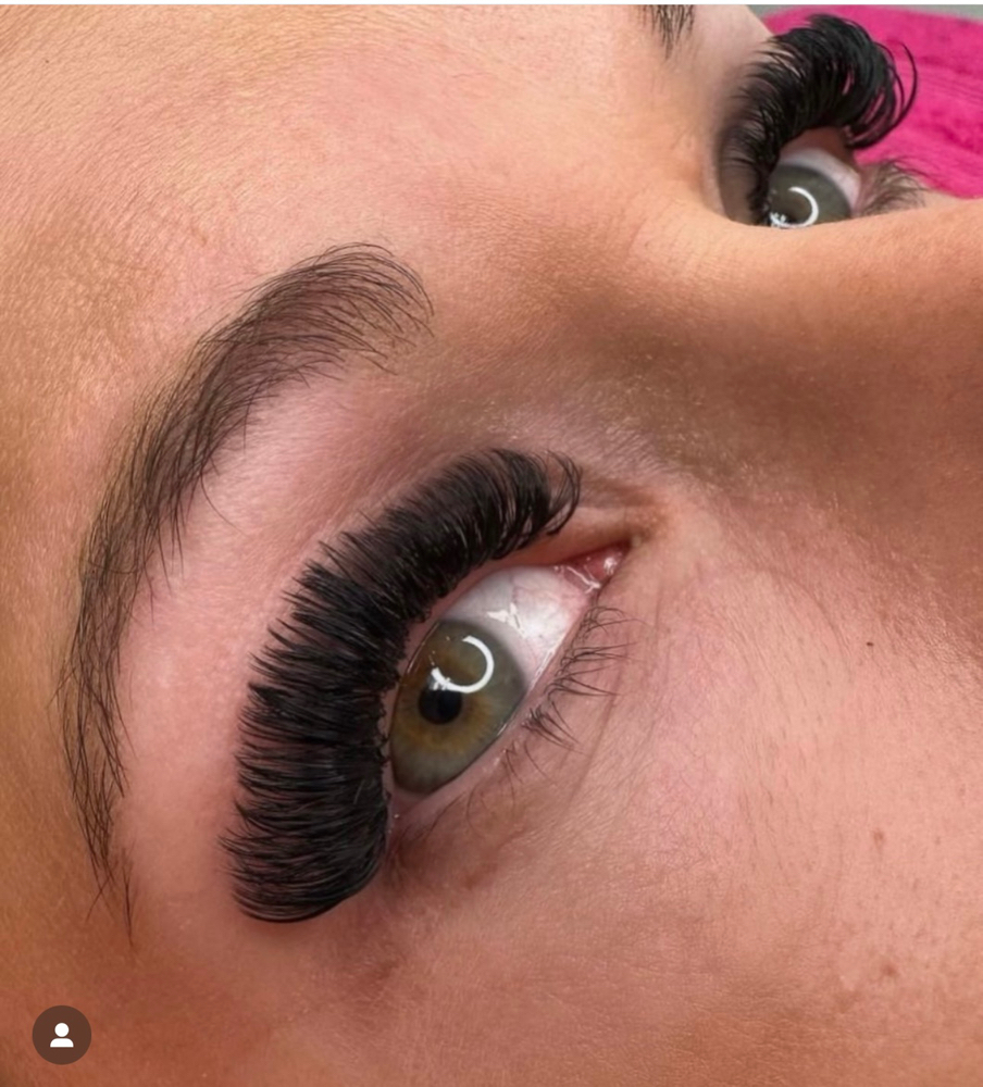 Mega Volume Lash Full Set