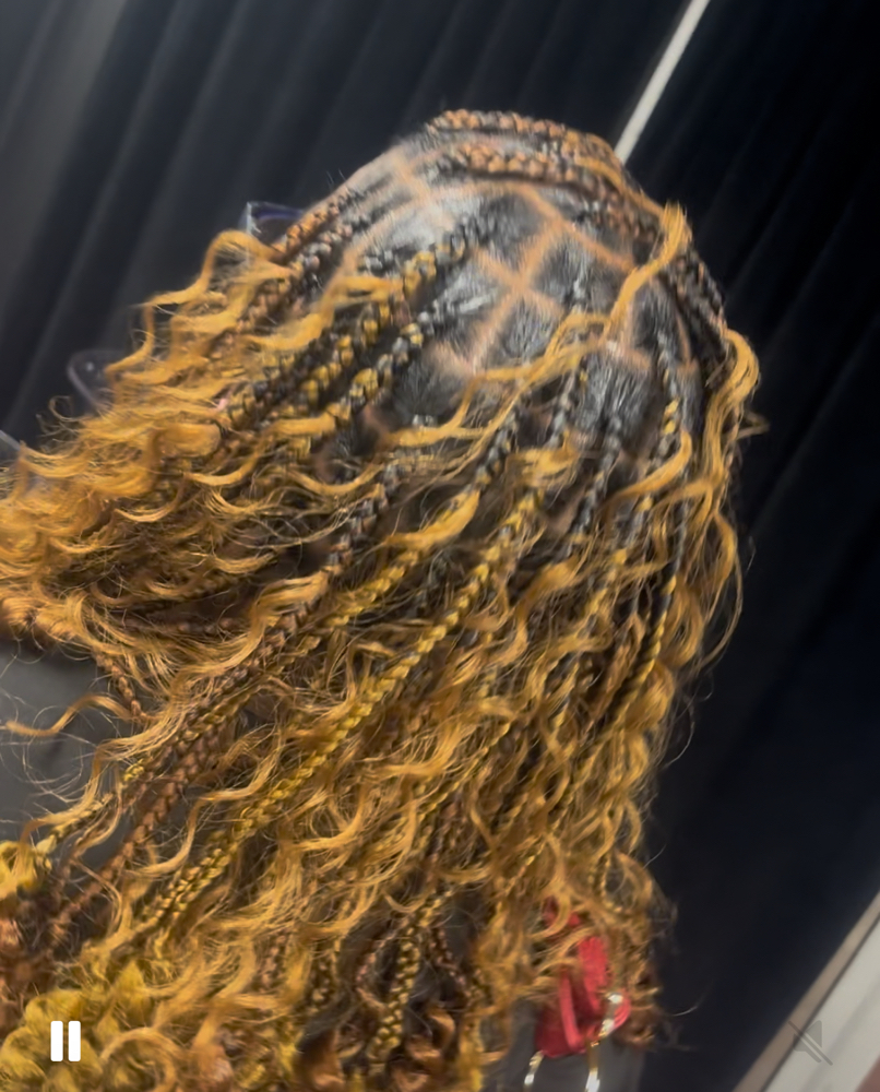 Medium Knotless BOB / With Boho