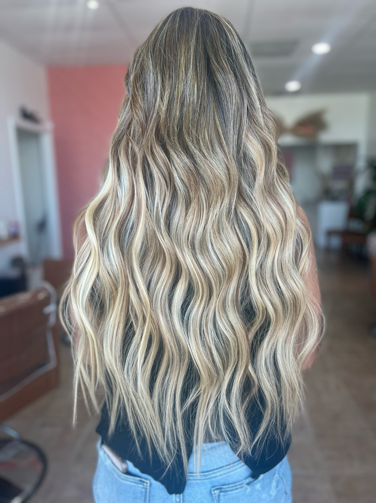 Hand-tied Extensions