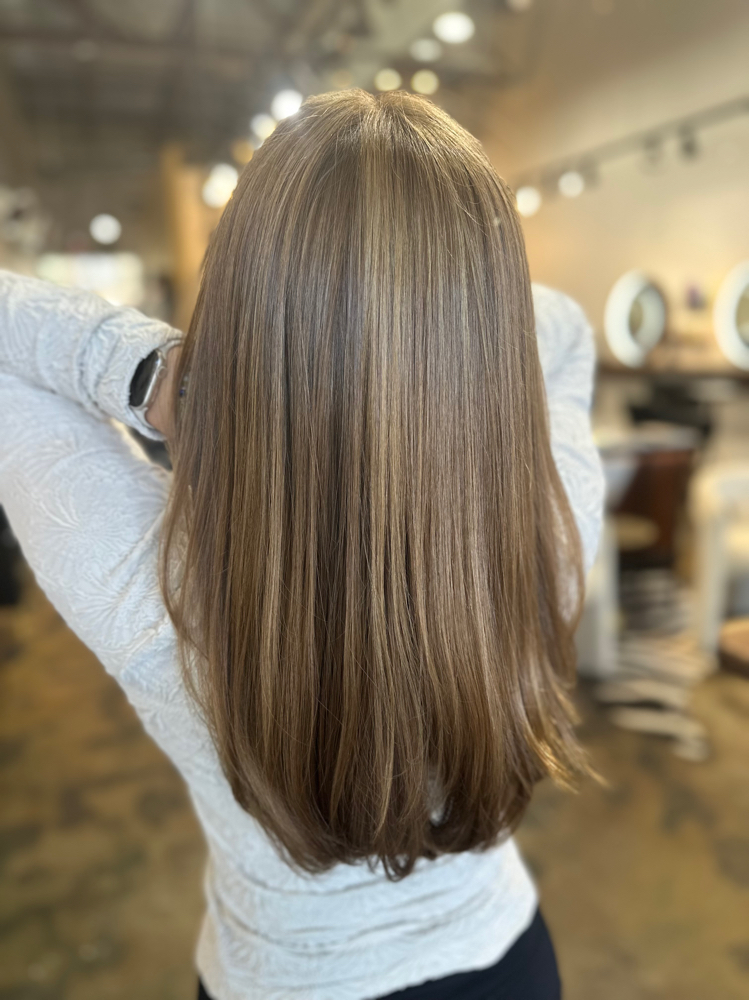 Mini Custom Color at Guahan Colorist in Charleston, SC