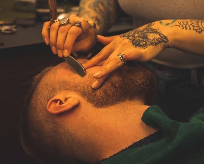 Hot Towel Straight Razor Shave