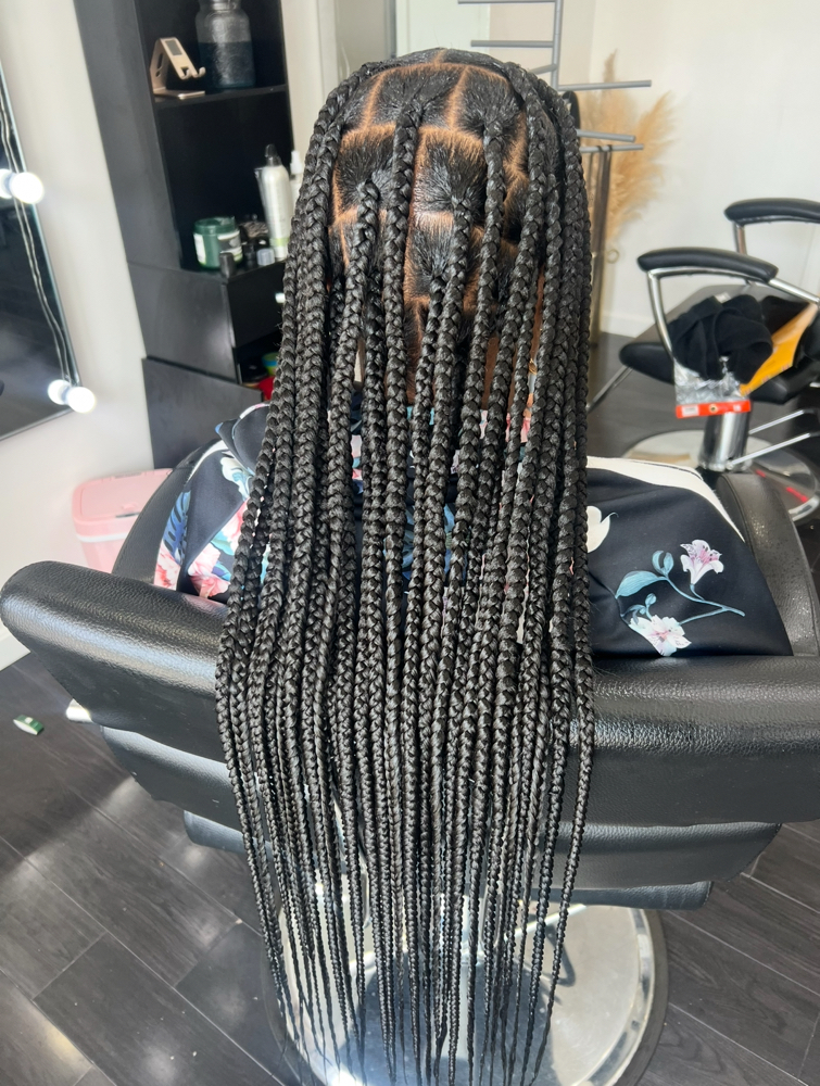 Large Knotless Box Braids