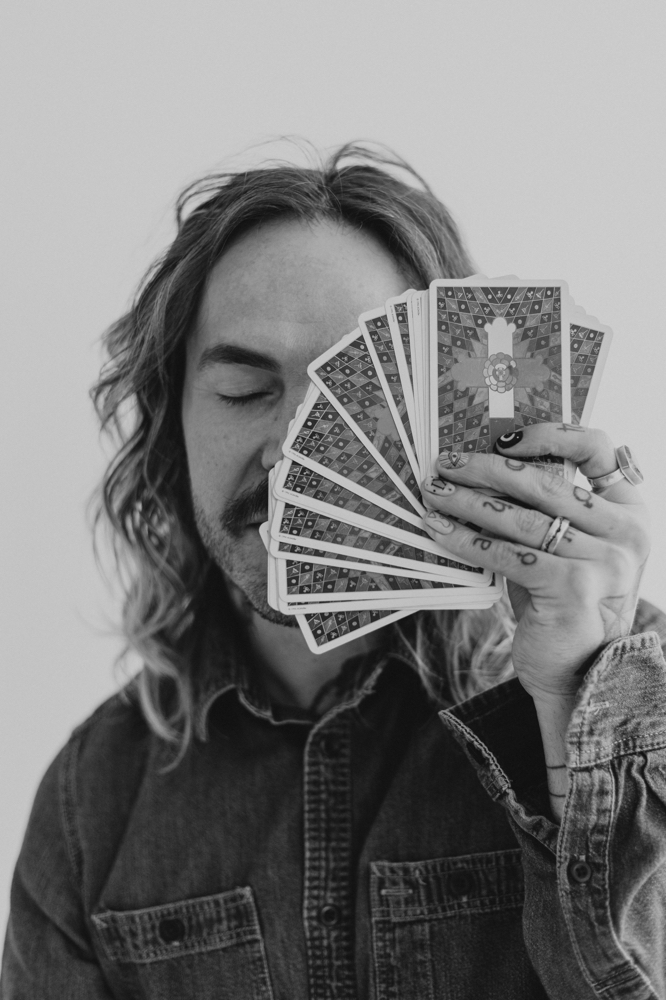 Scalp Massage & Tarot