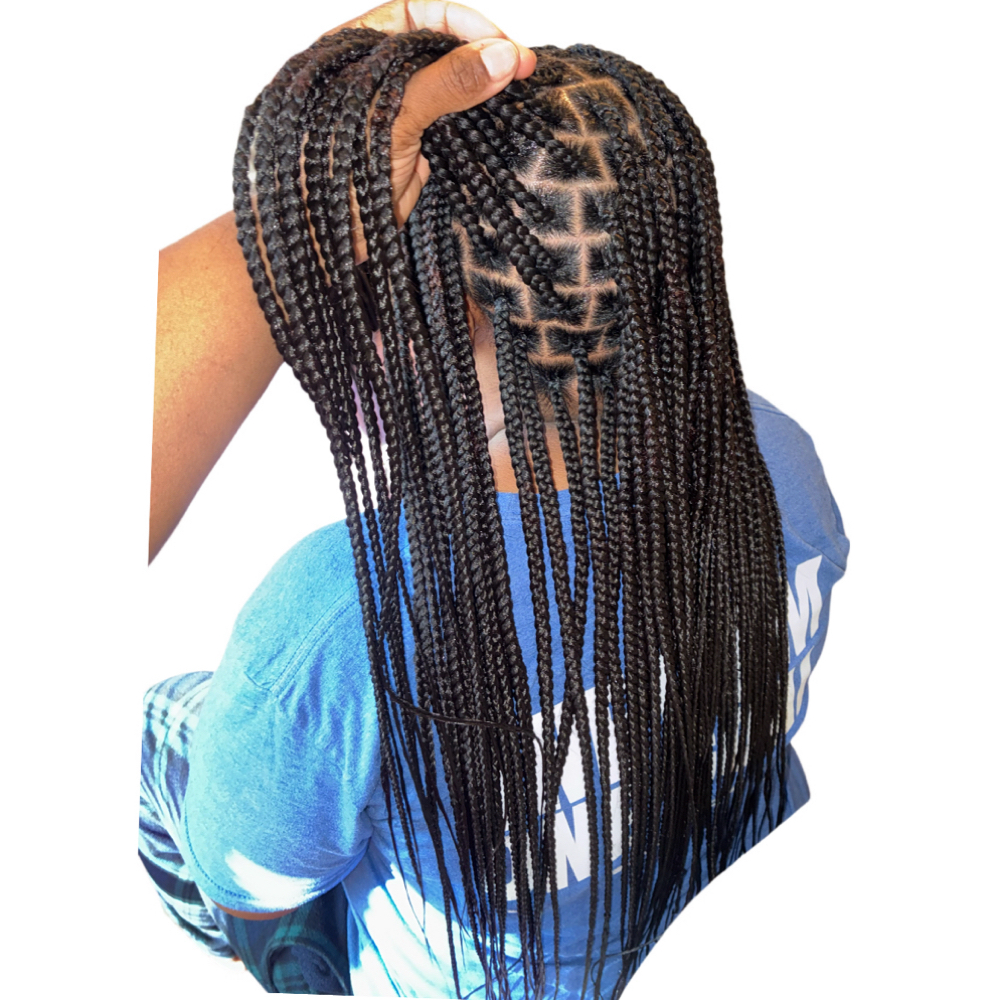 Smedium Knotless Braids at Trim Blinx Studio in Decatur, GA