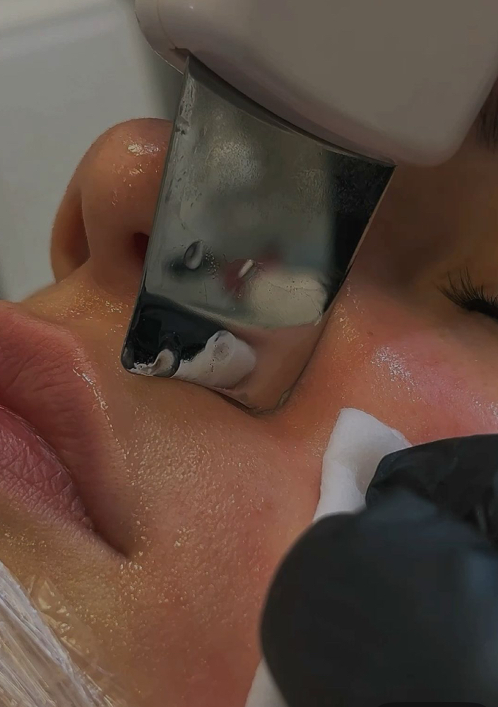 DEEP CLEANSING FACIAL