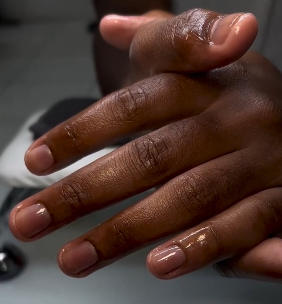 Manicure at Nroyalnails in Chicago, IL