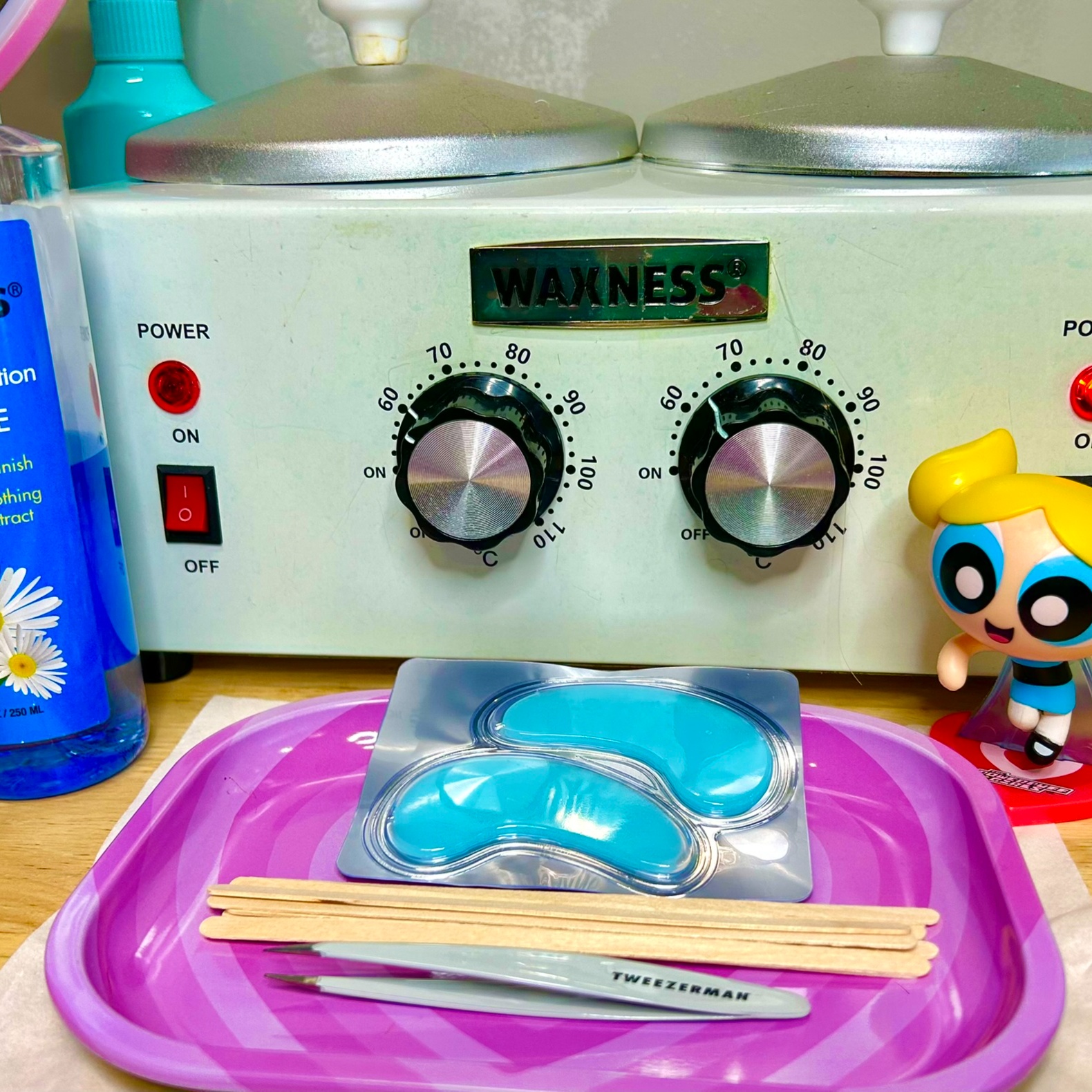 Brow Shaping at marzstars brow bar in Plainville, CT