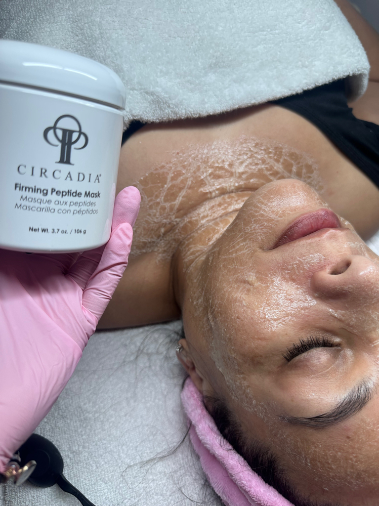 Circadia Luxe Lift Facial