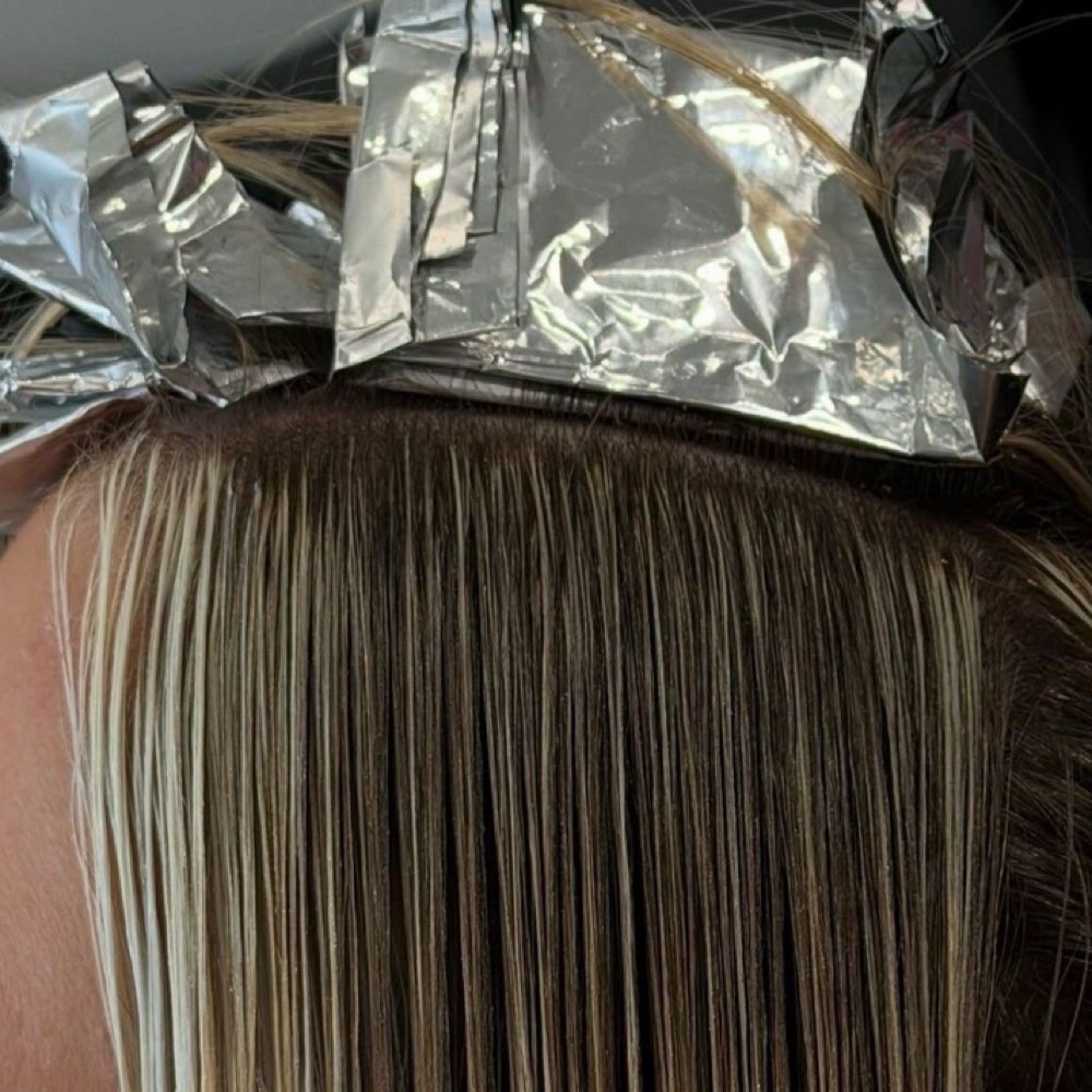 Color Between Foils at StyledxShantel in Waterloo, NE