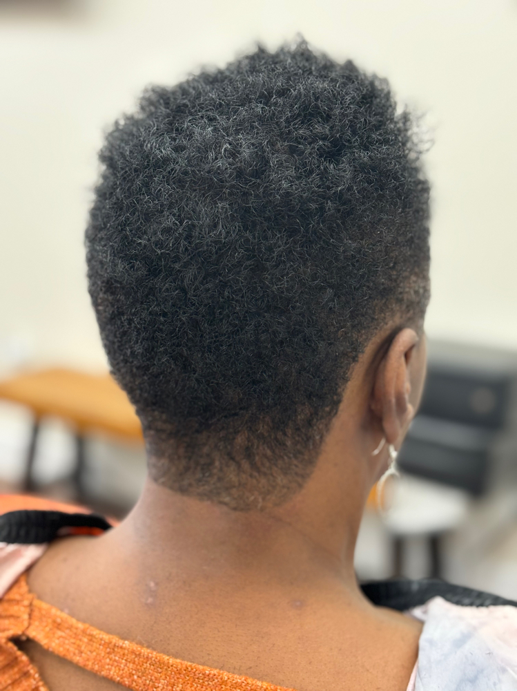 Women Cutz at MsFingaFades in Lowell, NC
