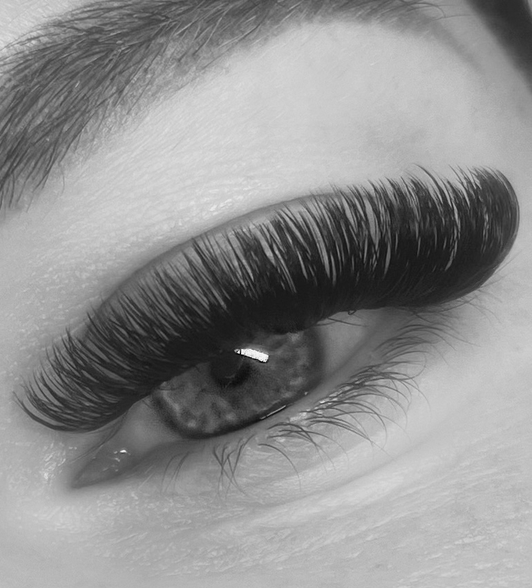 ⟡ Volume Lash Extensions ⟡