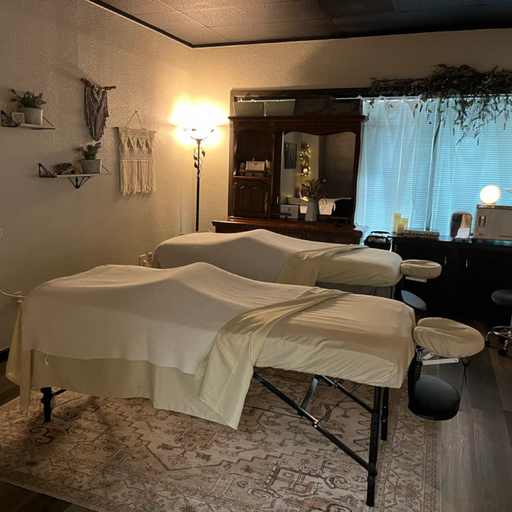 90 Minute - Couples Massage at Wendy’s Wellness Massage in Abilene, TX