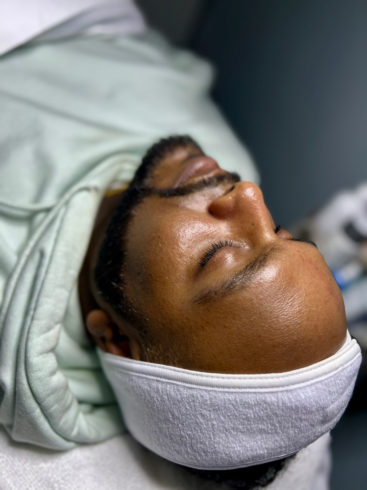 Gentlemen Facial
