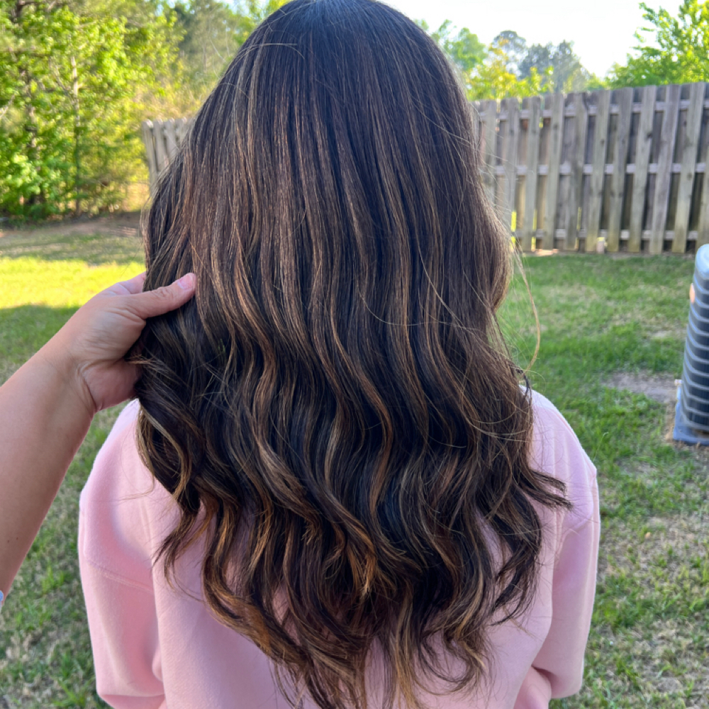 Secado at Enchanted Lab *Hair & Nails* in Bayamon, PR