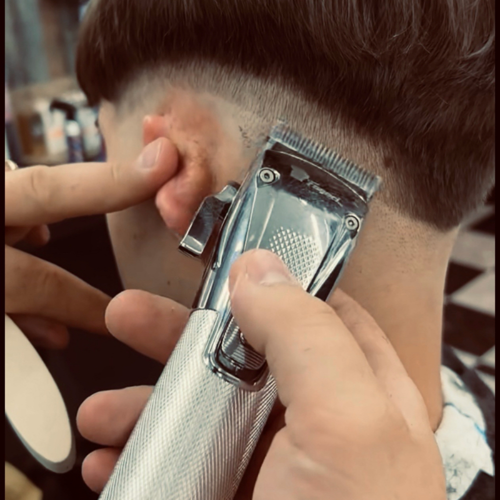 Kids Clipper Haircut 11 & Under at Hello Gorgeous Salon in Hillsboro, OR