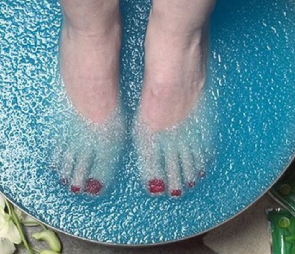 THE JELLY PEDICURE