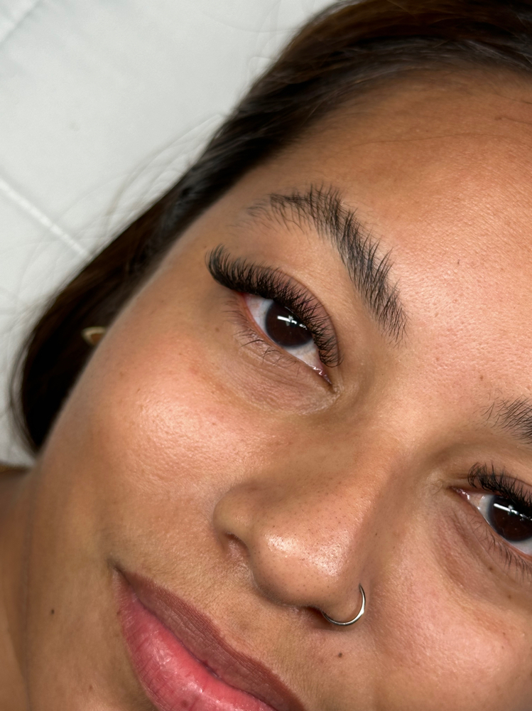 Retoque 3 Semanas (lashes) at YubyRo in San Juan, PR