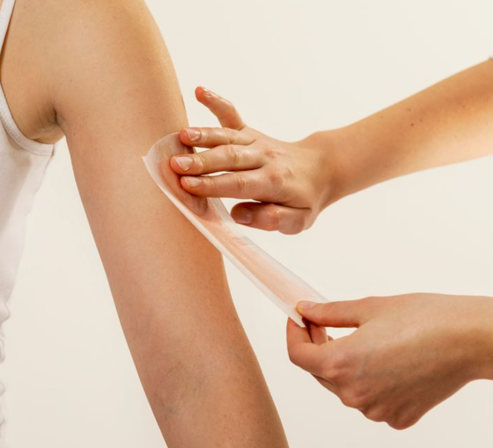 Arm Wax at Snatched Honey in Indianapolis, IN