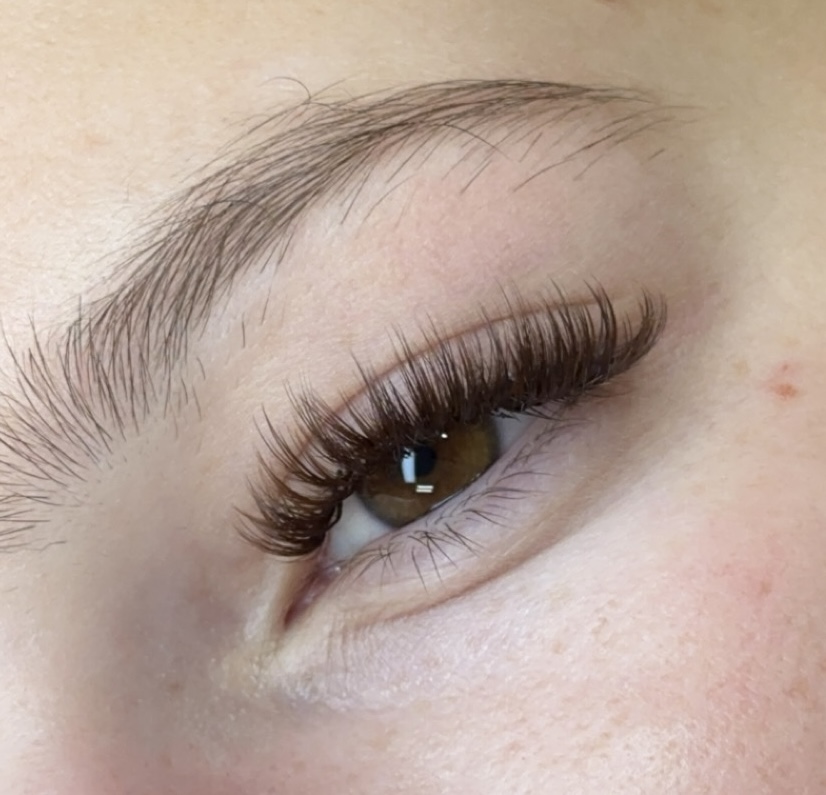 BROWN LASHES