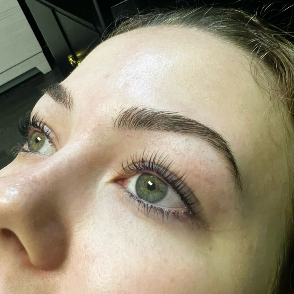 Brow Wax at Jennifer Almanza in Vancouver, WA