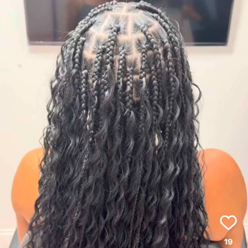 Medium Bohoo at Afrokreyol luxury Braids, k Tips, weave & locs salon in Plantation, FL
