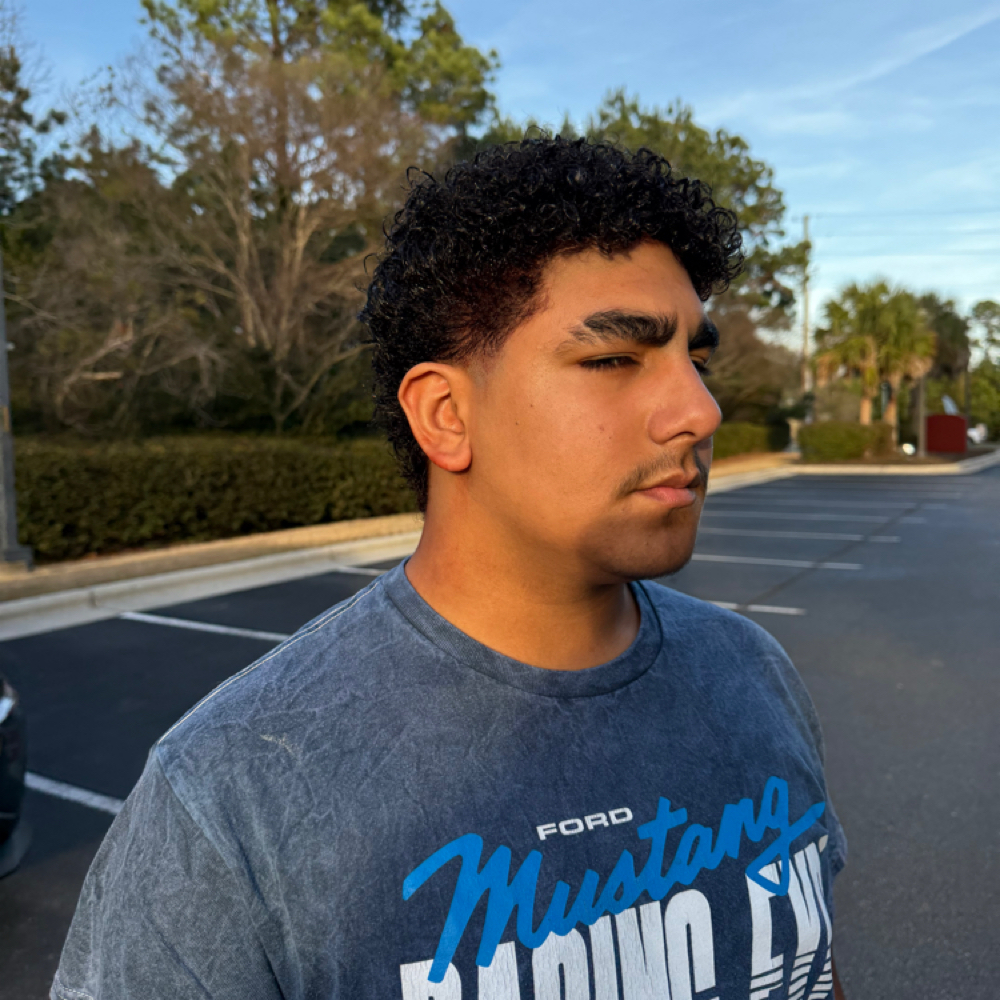 Short Cuts at 𝘊𝘳𝘦𝘢𝘵𝘪𝘷𝘦 𝘏𝘢𝘪𝘳 𝘚𝘵𝘶𝘥𝘪𝘰 in Wilmington, NC