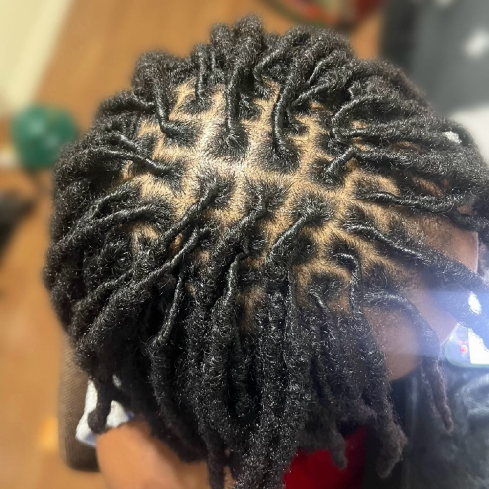 Dread Retwist (51+) at Kylie’s Chair-The Kat House Hair Studio in Navarre, FL