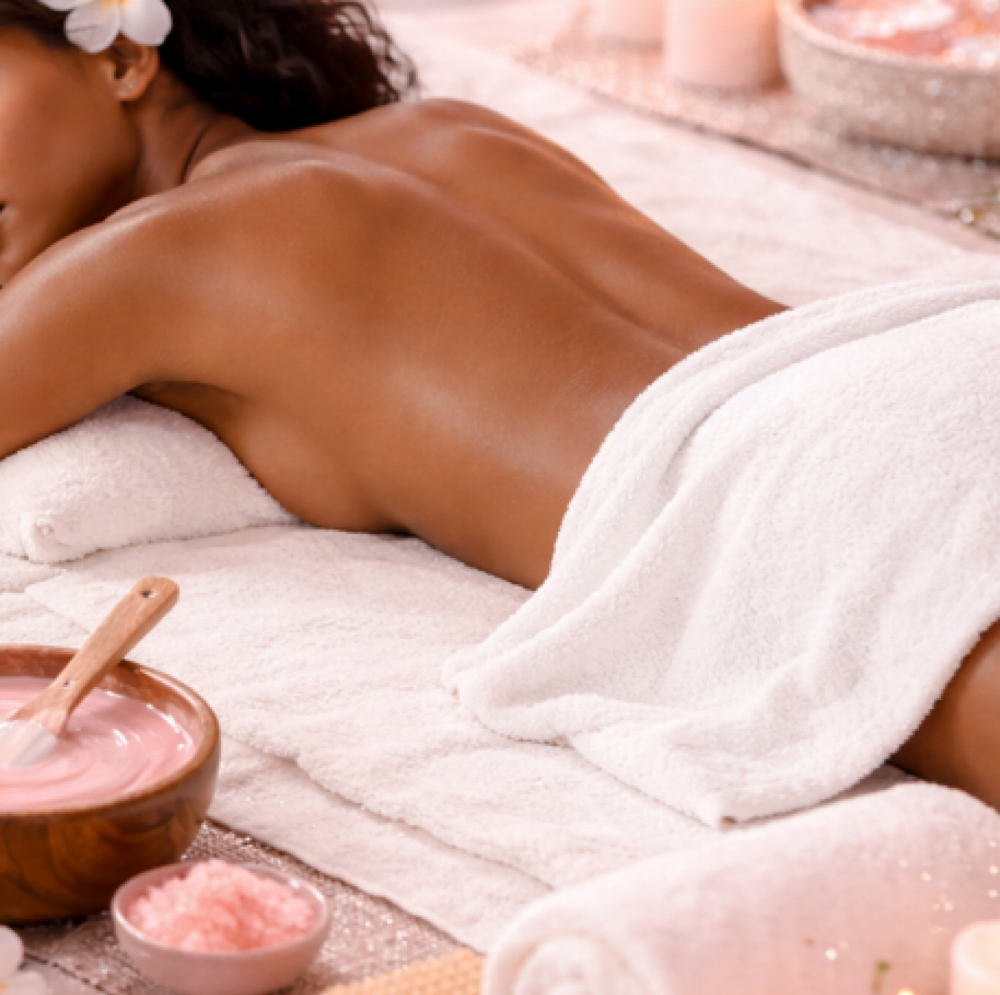 Glorgeous Full Body Signature Wax at GlorgeousSkinn Aesthetics in Houston, TX