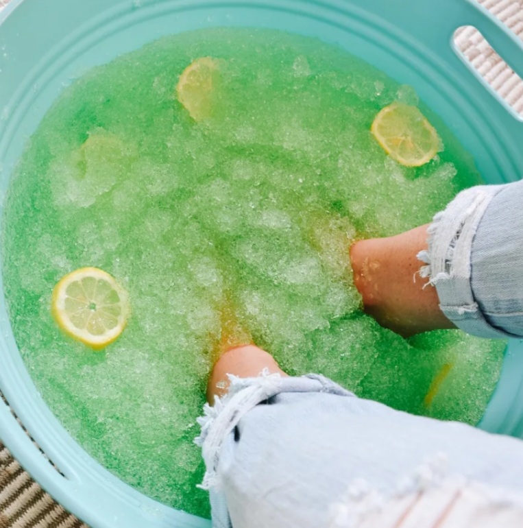 ✨️ NEW Jelly Pedicure ✨️